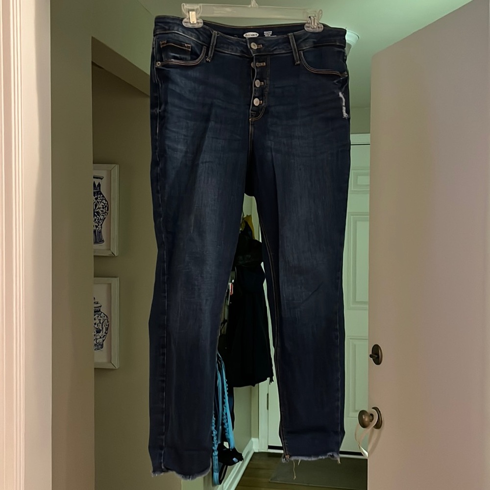 Old navy button fly rockstar jeans